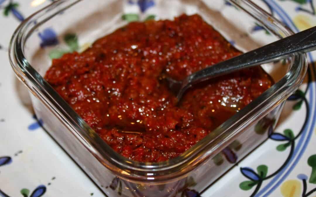 Roasted Red Pepper & Caramelized Balsamic Onion Jam